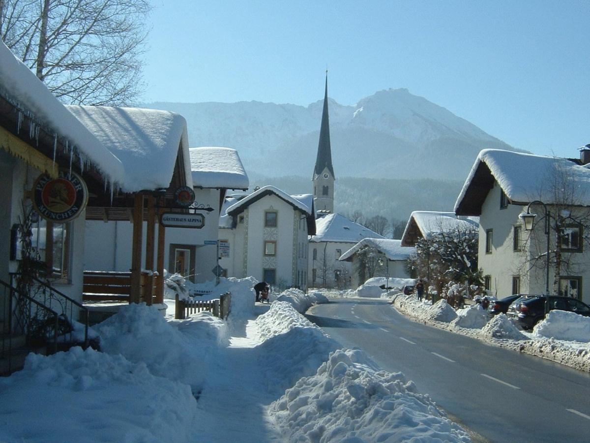 Готель Gaestehaus Alpin-Ab 1. Mai Chiemgau-Karten Betrieb Берґен Екстер'єр фото