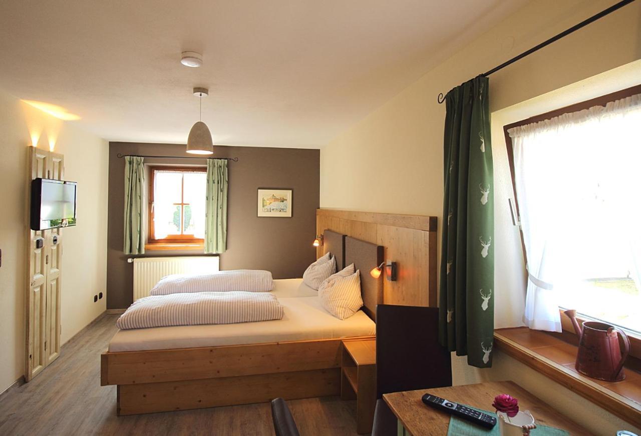 Gaestehaus Alpin - Inkl. Chiemgau-Karte Берґен Екстер'єр фото